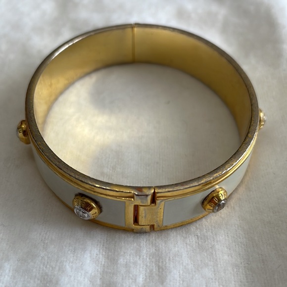 Henri Bendel Bangle Bracelet Ivory - Picture 4 of 6